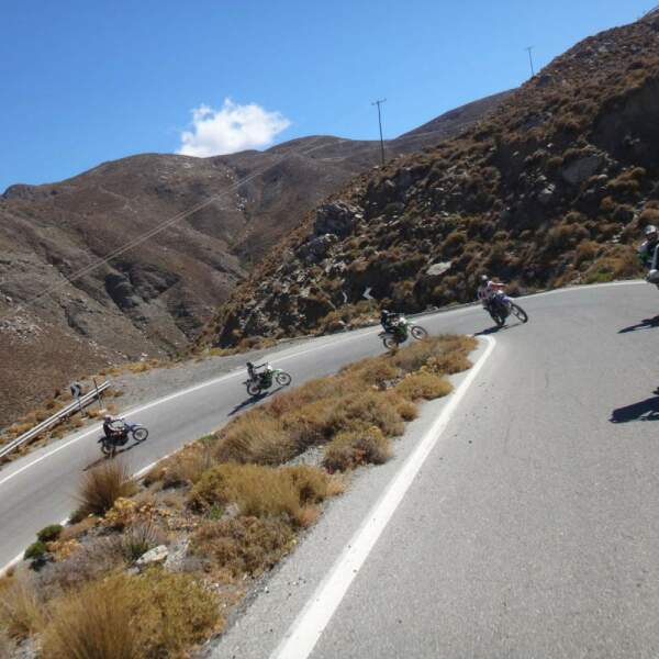 Motorradreisen Griechenland Kretas entspannte Atmosphäre atemberaubende Landschaften